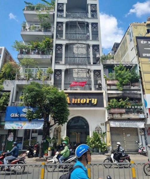 Chủ cần bán Nhà mặt phố 250m²