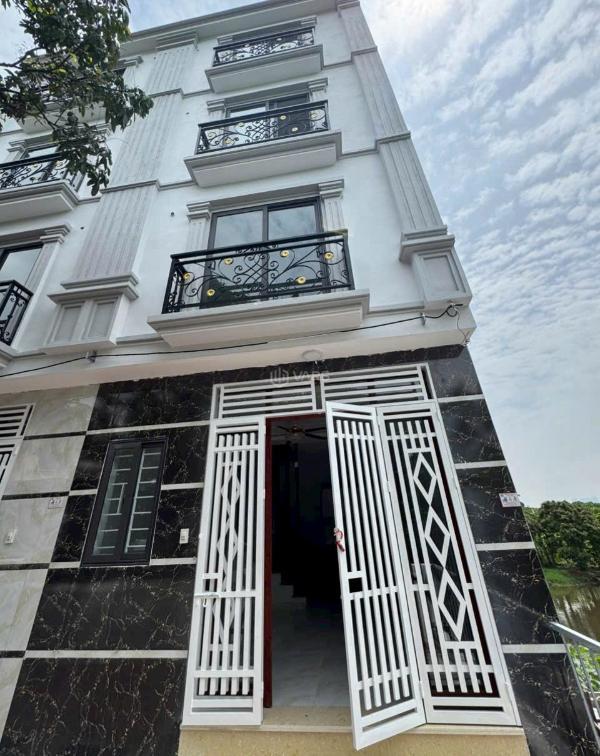 Chính chủ cần bán gâp liền kề thanh lương nhỉnh 4 🏠 tỷ gần chợ đầu mối phía nam