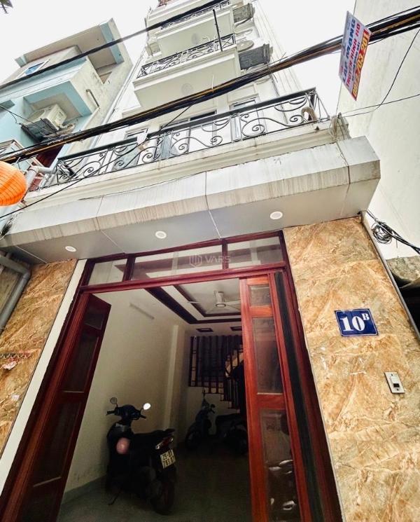 Cần bán gấp 🏦 nhà tam trinh 60m2-10 tỷ