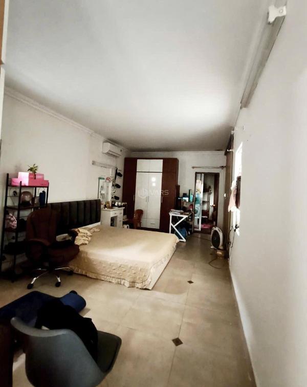 Cần bán Nhà trong hẻm 55m²
