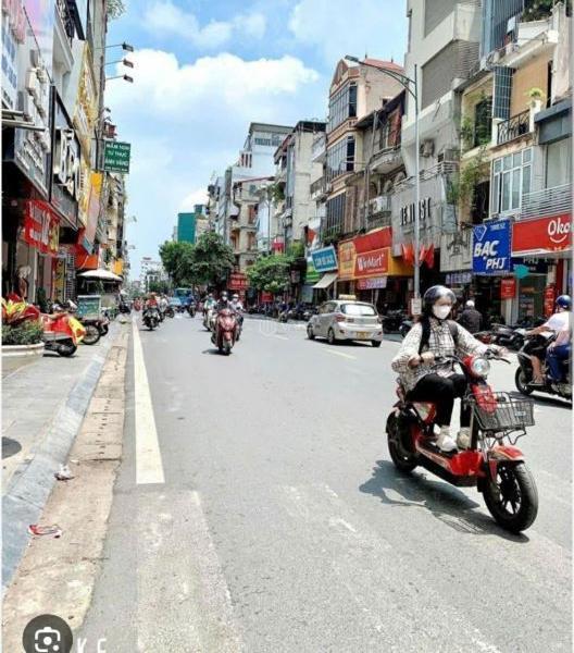 Cho thuê Nhà mặt phố 70m²