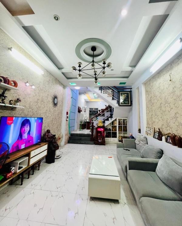 Xuất ngoại bán 🏚️ nhà 4 tầng cực đẹp lê văn sỹ, 68m2, 8.3 tỷ