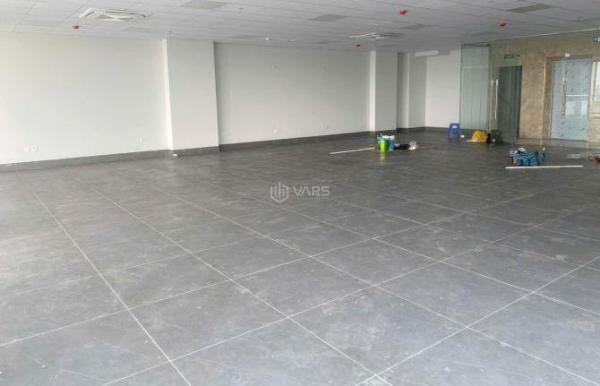 Chủ cho thuê Nhà mặt phố 120m²
