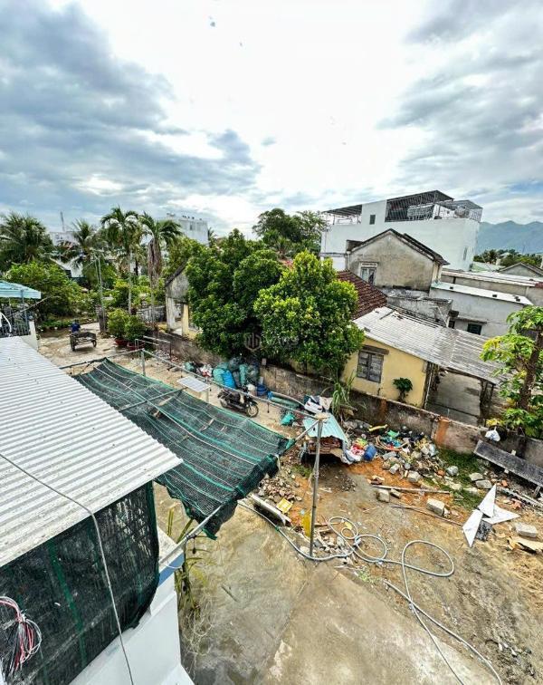 Bán Đất nền riêng lẻ 65m²