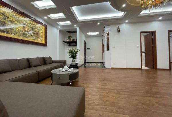 Cần bán Căn hộ chung cư 102m²