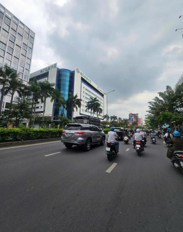 Bán mặt tiền kd ngay metro cộng hòa, tân bình - 4.5x22m - 🏦 nhỉnh 11 tỷ tl