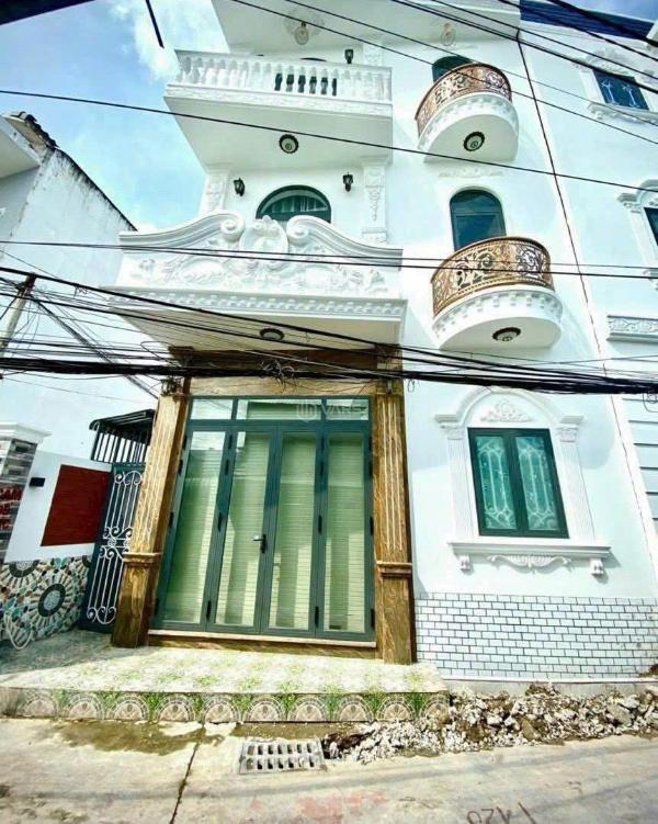 Nhà 10,5 triệu 3 phòng ngủ full nội thất gần đại học y dược ☘ cần thơ