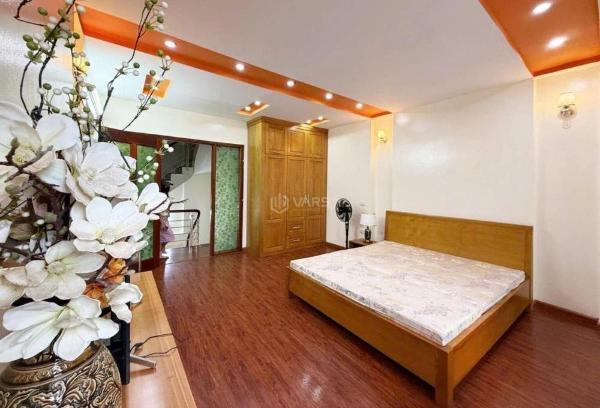 Bán Nhà trong hẻm 39m²