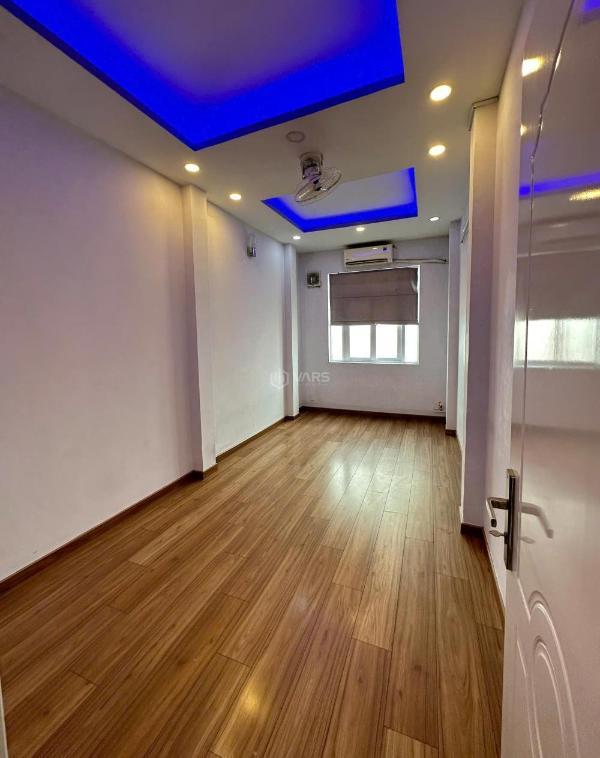 🏠🏠 🏬 bán nhà 5pn 2 mặt tiền nguyễn biểu q5 sát q1 sổ riêng - giá 9.8 tỷ