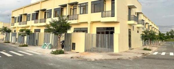 Bán Nhà trong hẻm 99m²