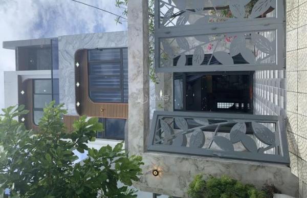 Chủ cho thuê Nhà mặt phố 83m²