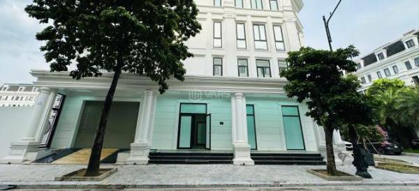 Shophouse căn góc 3 mặt tiền cho thuê 🏤 tại Louis City Hoàng Mai, đường Kim Đồng kéo dài, Hà