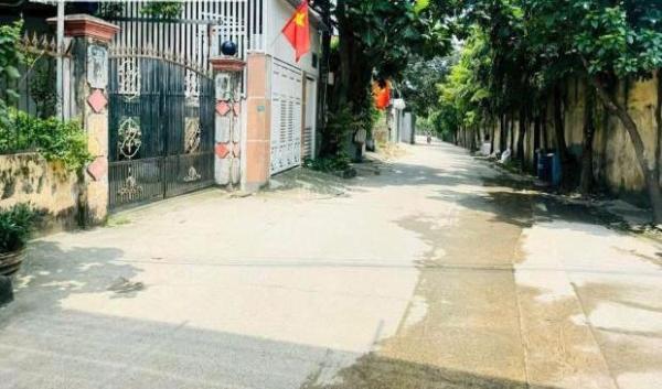 Bán lô góc Phước Tân, 🏬 Gần Tiểu Học Phước Tân 1.