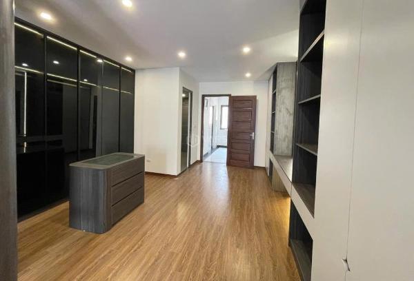Cực thơm - nhà to - 55 m2 - 4 tầng 5 🏡 ngủ - ngô gia tự - nhỉnh 6 ty - nhà mới ti