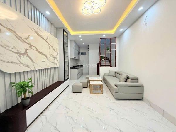 <mark style="background-color: transparent; font-weight: 400; ">Bán Nhà Trần Quốc Vượng - Cầu Giấy - 35m2 - 5 Tầng - Full Nội Thất- 7.4 Tỷ</mark>