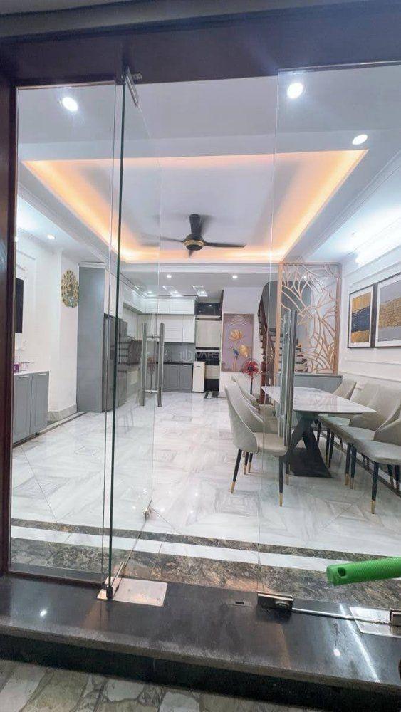 <mark style="background-color: transparent; font-weight: 400; ">HÀNG HIẾM TRẦN QUỐC VƯỢNG, CẦU GIẤY - Full NỘI THẤT - 45M2 - 6 TẦNG - 10.5 TỶ</mark>