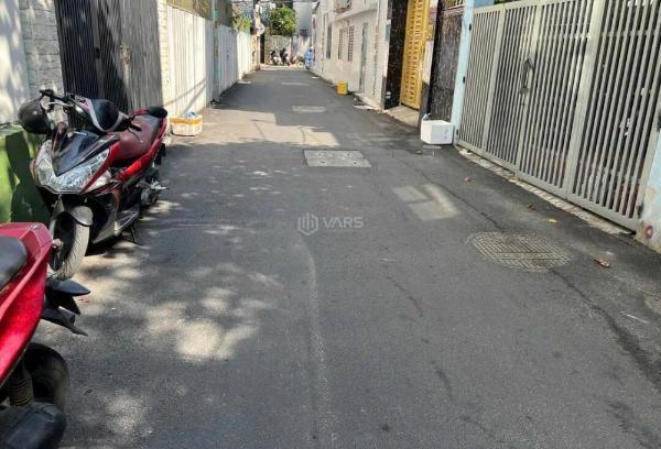 Chính chủ cần bán nhà 2 tầng- 110m2- lê 🏡 hữu trác- giao lộ vàng phố tây sát biển