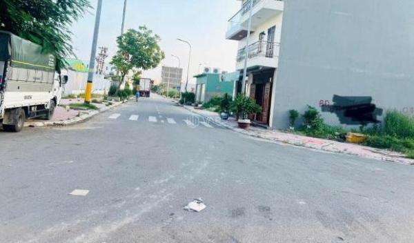♦️♦️Chào ☘ bán lô đất 46m2 cạnh chợ Hoa quả, TĐC Kiến Thiết giá chỉ có 2,6x tỷ Lh 09790*****