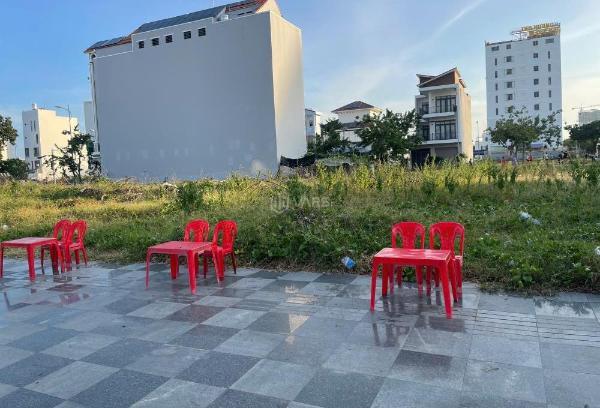 Bán Đất nền riêng lẻ 100m²