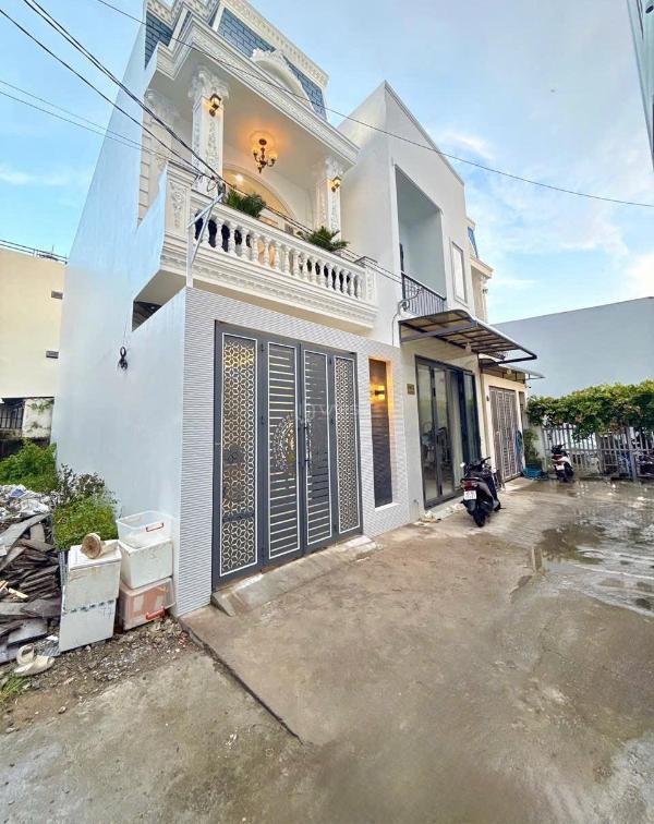 Bán nhà 1t1l 🏣 đúc mới, full nội thất đẹp✔hẻm 81 hồ bún xáng