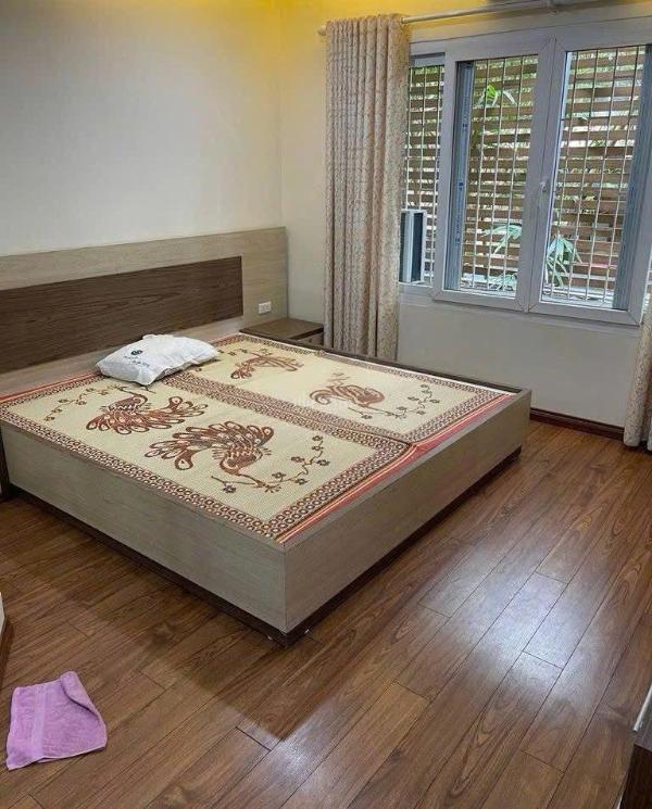 Chủ cho thuê Nhà trong hẻm 80m²