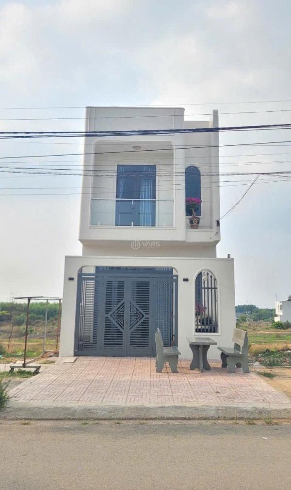 Chủ cần bán Đất nền riêng lẻ 90m²