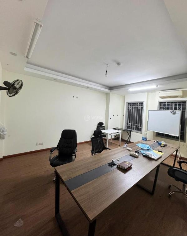 Cho thuê Văn phòng, toà nhà văn phòng 65m²