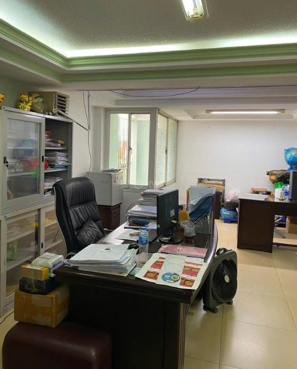 Chủ cần bán Nhà trong hẻm 96m²