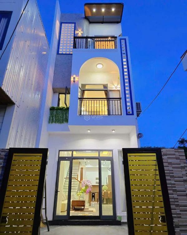 Chính 🔥 chủ bán nhà trung tâm p.4 tp. tân an long an 70m² giá 2tỷ2 shr
