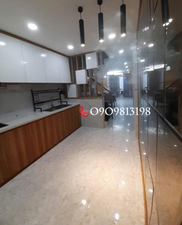 Bán Nhà trong hẻm 31m²