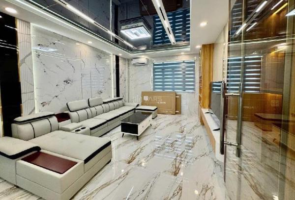 Bán nhà hxh 🏤 tân hương, tân phú 4 tầng 84m2(4x21). nhà đẹp ở ngay. giá chỉ 8,9 tỷ