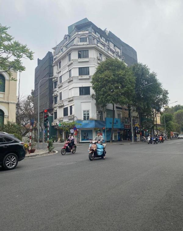 Mặt phố hk thợ nhuộm 🔥 quang trung 7 tầng 200m2 góc phố giá 130 tỷ dòng tiền 8.0