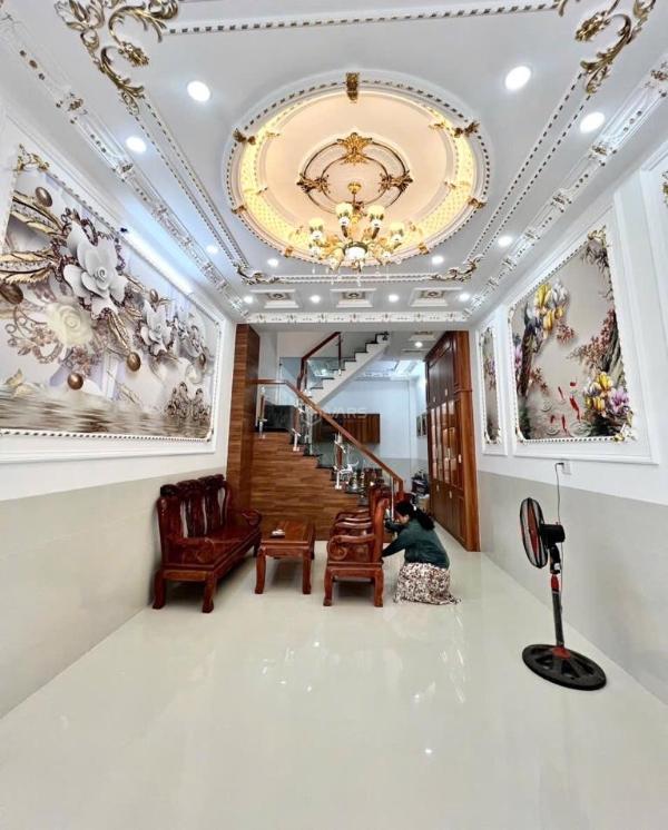 Bán nhà hxh trường chinh, tân bình 2 tầng 75m2 (5,4 x14). ở ngay. giá chỉ 7,9 🔥 tỷ