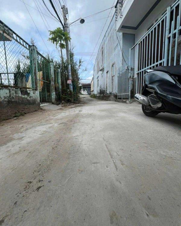 Cho thuê nhà 🏚️ 2 phòng ngủ gần chợ bà bộ 4 triệu tiện ở