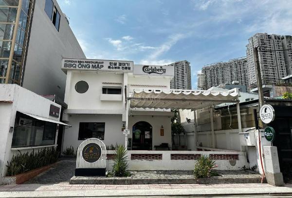 Cần bán Nhà mặt phố 375m²