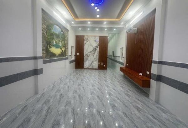 Bán Nhà trong hẻm 68m²