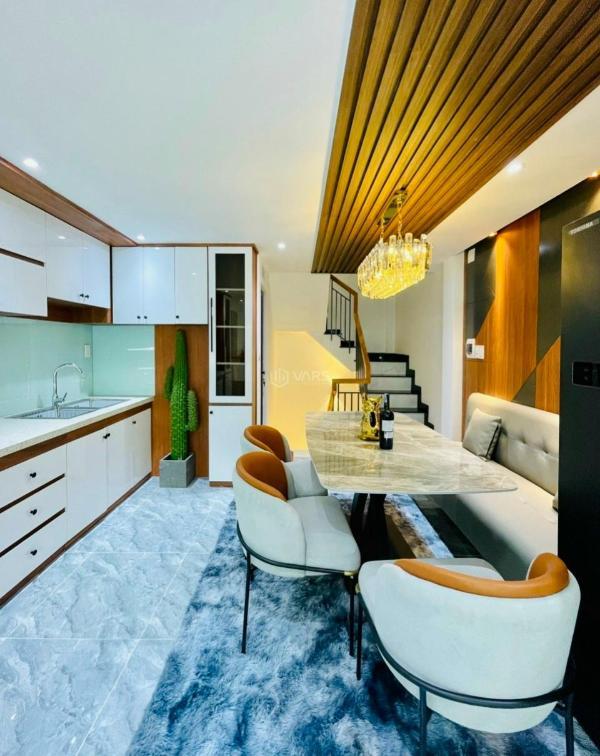 Cần bán Nhà trong hẻm 50m²