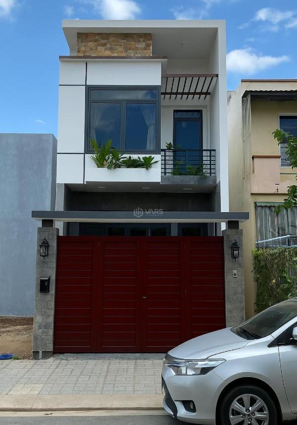 Kẹt tiền bán nhà lầu mặt cách tiền quốc lộ 51 vị trí gần 🔥 trung tâm biên hoà