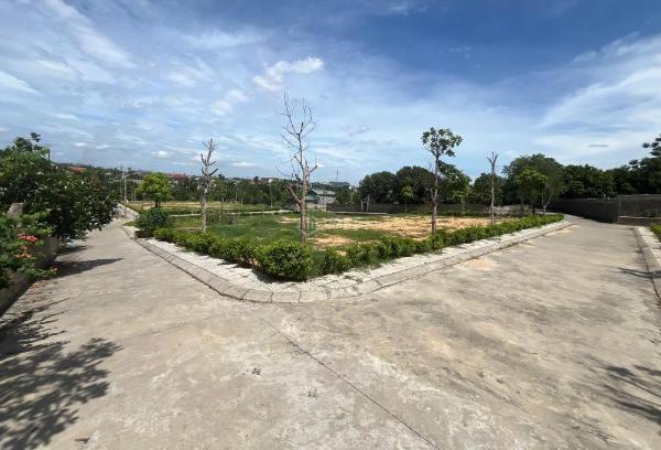 Chủ cần bán Đất nền riêng lẻ 120m²