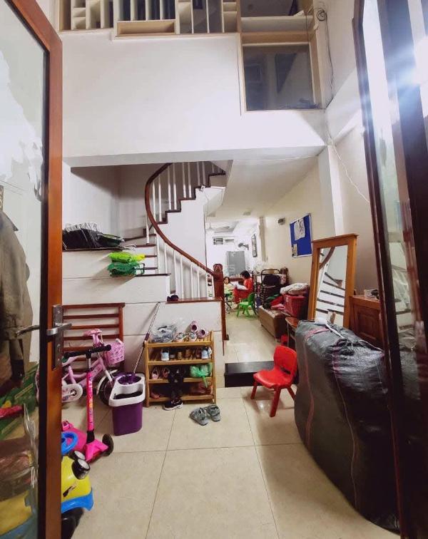 Bán 💥 nhà hoàng ngân thanh xuân ngõ thông 60m ra ô tô đỗ 41m2 5 tầng 9 7 tỷ