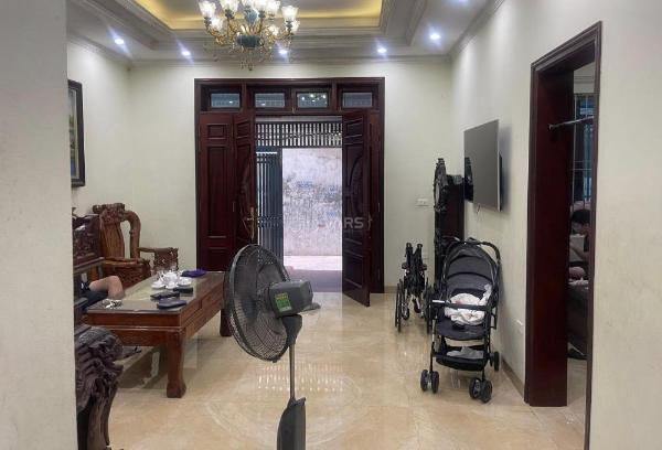 <mark style="background-color: transparent; font-weight: 400; ">Bán nhà 3t yên viên phù đổng_110m2 mt9m_gần trường chợ_mặt 🏠 ngõ oto_ở luôn</mark>