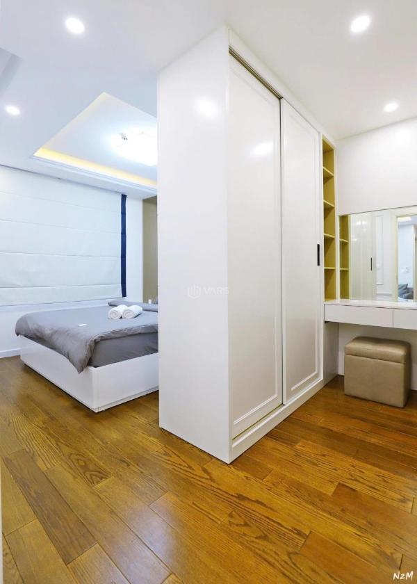 7.8 tỷ cho căn 2pn-73m2 vinhomes d capitale - 🏢 full đồ đẹp