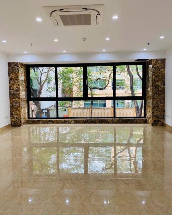 Chủ cần bán Nhà mặt phố 70m²