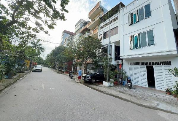 Bán liền kề mậu lương 60/65m2 3 tầng ,phân lô ,kinh doanh đường 16m.giá 🏤 14,8 tỷ