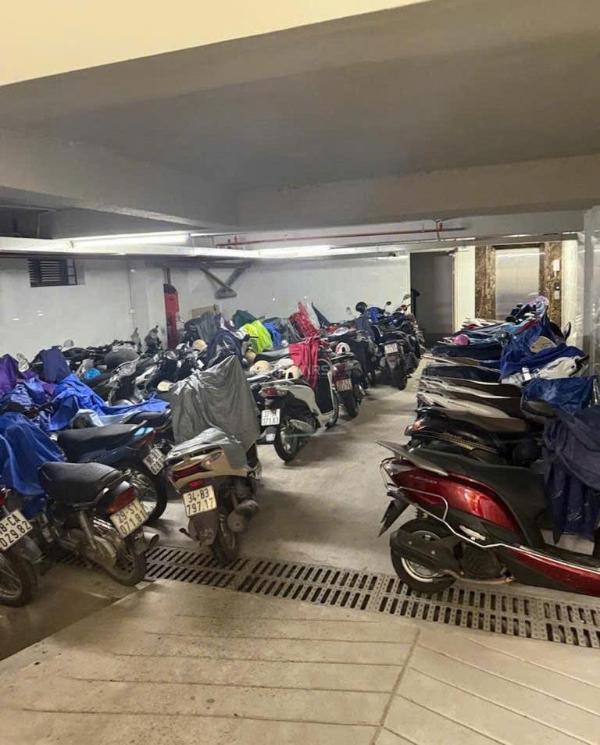 Bán toà nhà văn phòng/kinh doanh dương khuê, mai dịch, 🏡 cầu giấy 180m 95 tỷ