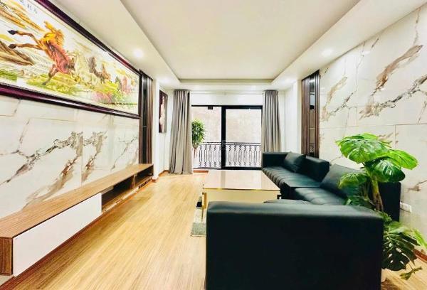 Lô góc hoàng văn thái, phân 💥 lô quân đội, ô tô tránh, kinh doanh 45m2 4tầng.