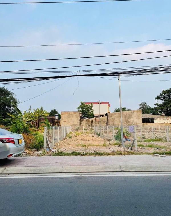 Vì ham mê cơ 🏠 bạc chủ cắt lỗ bán gấp lô đất 2 mặt tiền 153 m2 giá 380tr tại tt củ