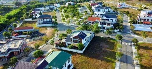 BÁN ĐẤT BIỆT THỰ KHU DÂN CƯ 577 SƠN TỊNH QUẢNG NGÃI 🏣 NGAY ĐẦU CỔNG