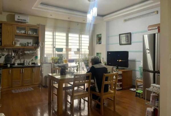 Bán nhà phố trung kính 75m² mt 6m vỉa hè rộng 🏤 kinh doanh đỉnh giá 37 tỷ