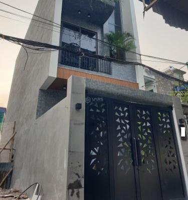 BÁN NHÀ SIÊU ĐẸP 🏤 2.99 TỶ 3 TẦNG 60M2 Ô TÔ ĐỖ CỬA NGÕ GIẢI PHÓNG